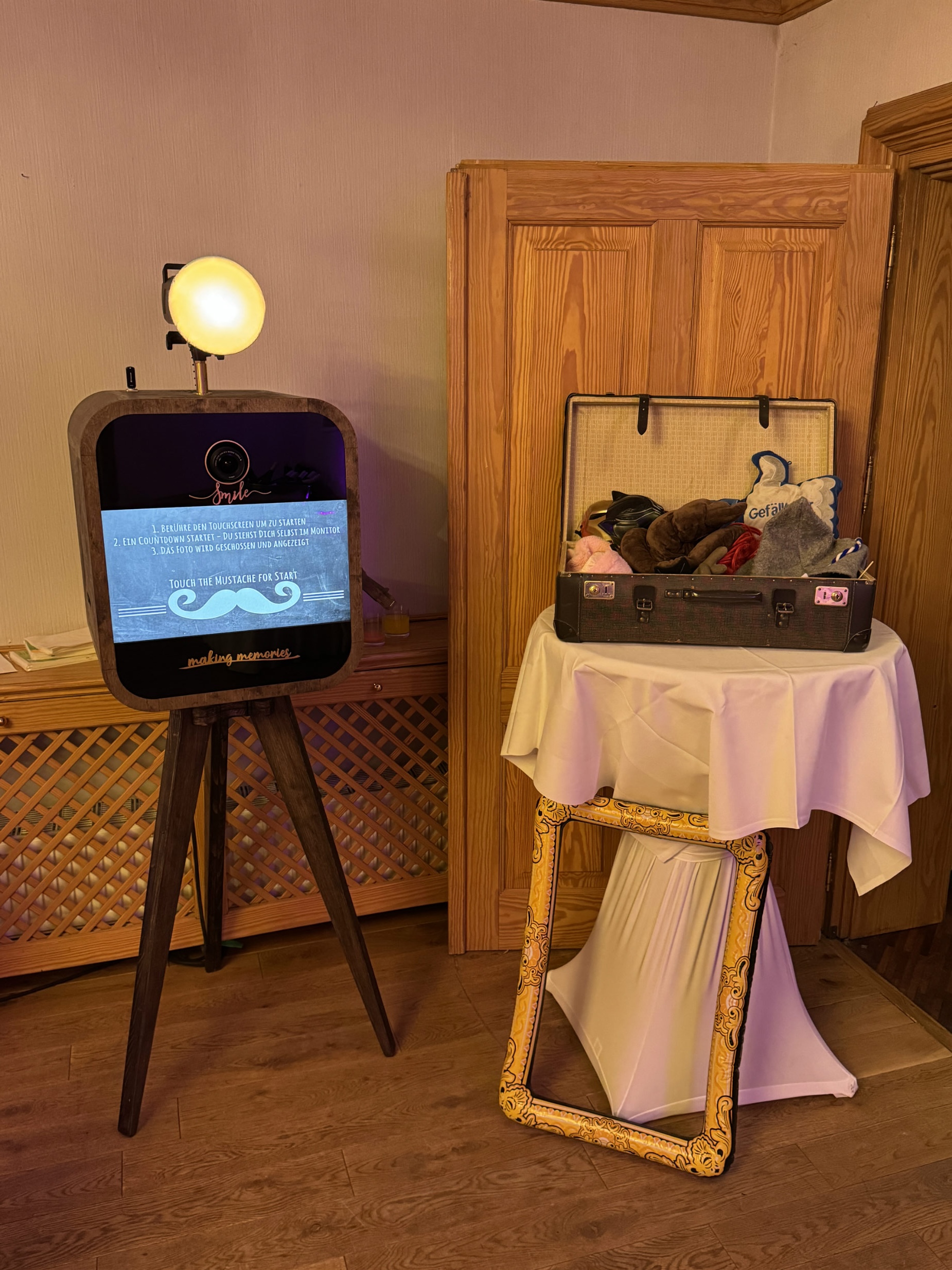 Fotobox-h1850.jpg